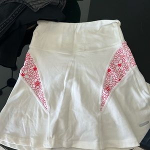 One tooth golf/tennis skirt